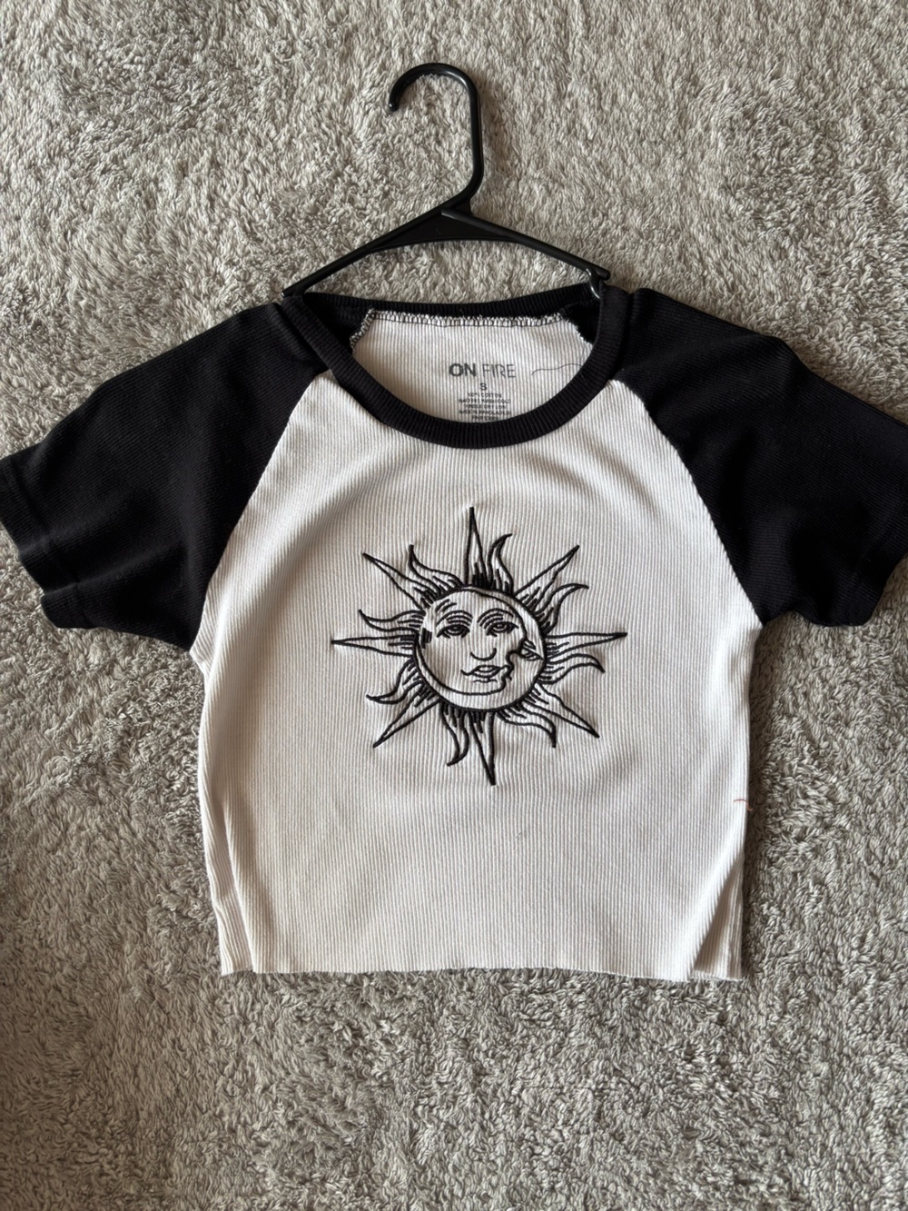 on the byas Black & White Sun Graphic Raglan Tee